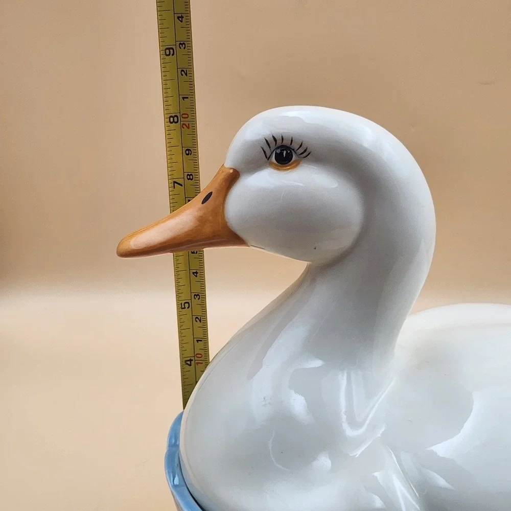 Holland Mold VTG White Duck on Blue Basket Nest Cookie Jar Canister Country